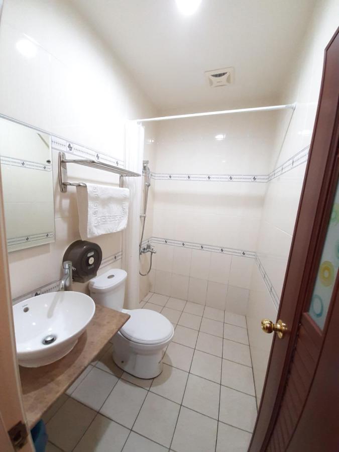 墾丁大街 皇佳旅店 Apartment Bagian luar foto