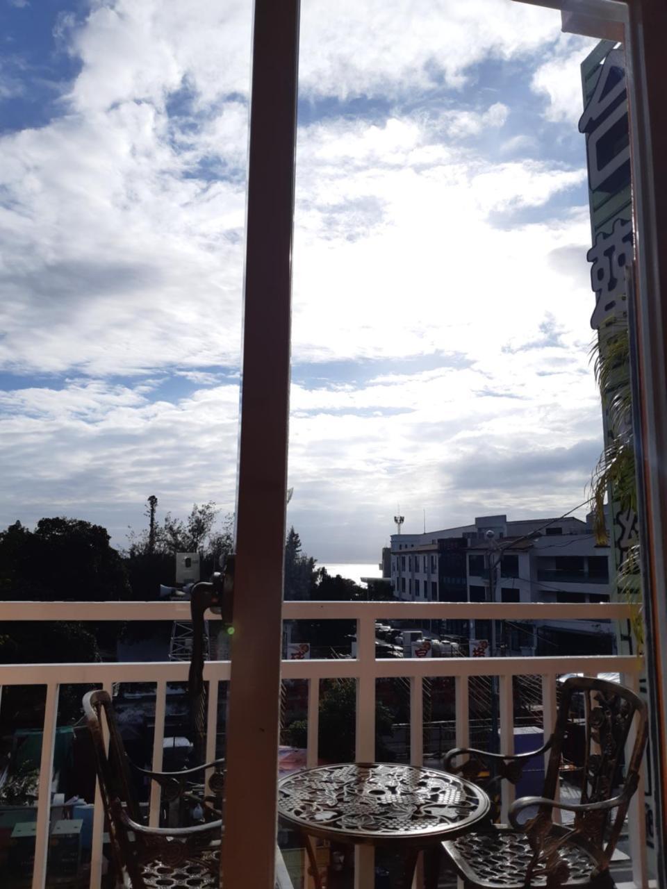 墾丁大街 皇佳旅店 Apartment Bagian luar foto